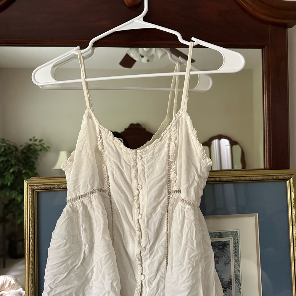 Retired American Eagle Outfitters Cream Tank